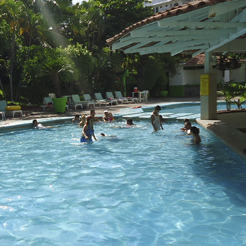 Alberca hotel tortuga acapulco
